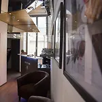 De L'ange Hotel
