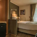 Hotel De L'ange 3*