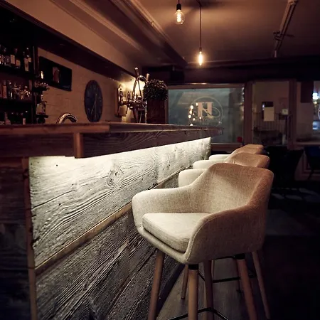 昂热酒店 尼翁