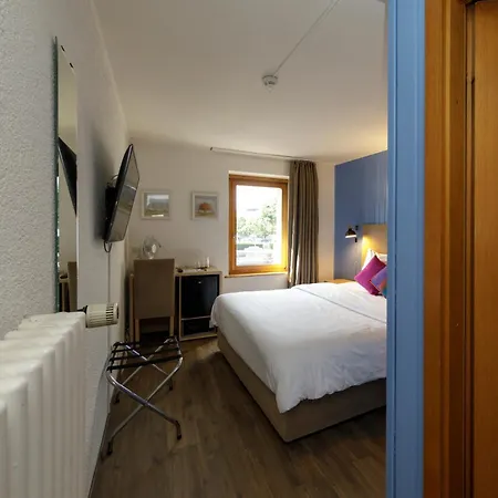 De L'ange Hotel