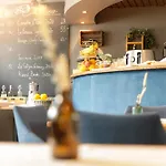 Hotel De L'ange 3*
