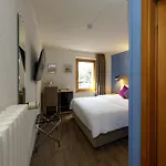De L'ange Hotel