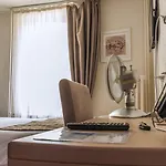 De L'ange 3* Nyon