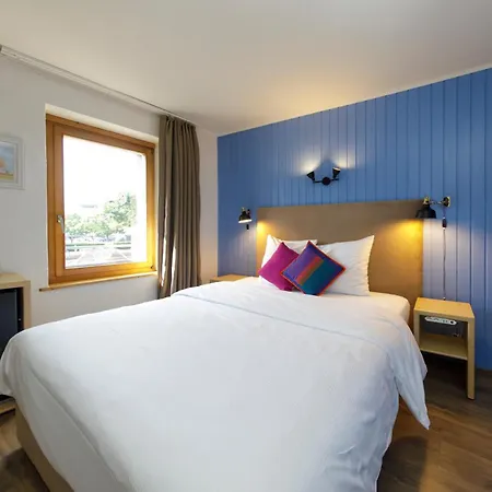 De L'ange Szálloda 3*