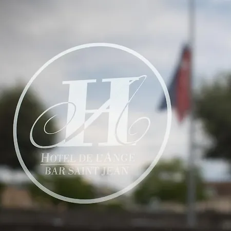 Hotel De L'ange 3*