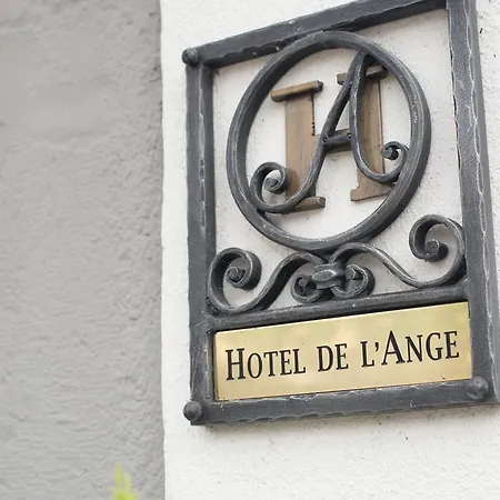 De L'ange 3*